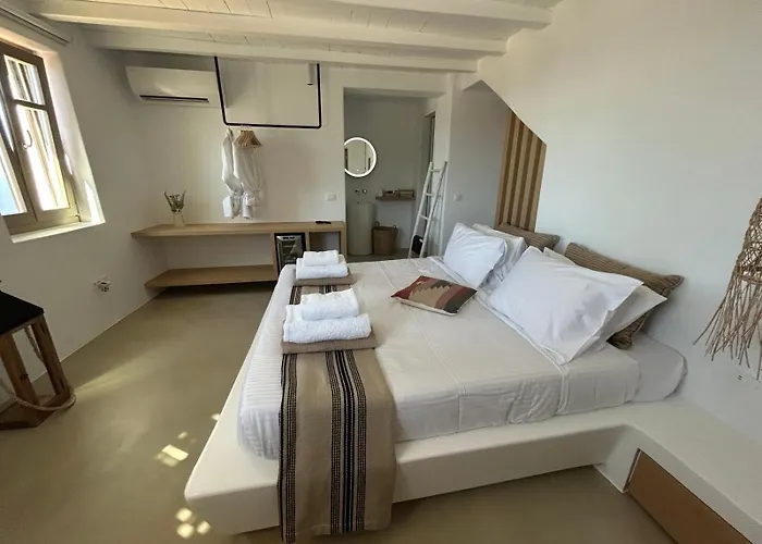 Andelias Signature Aparthotel Folégandros